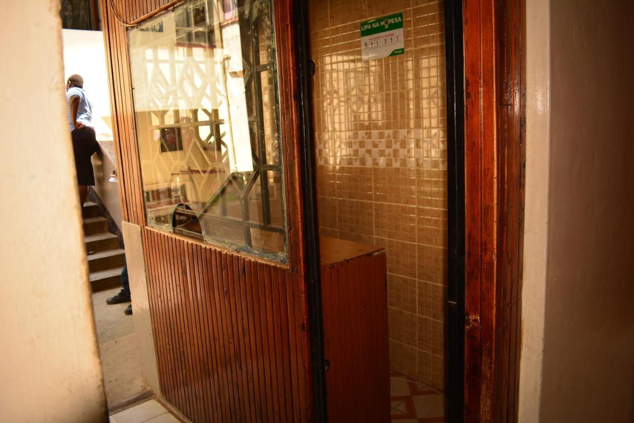 Mona Lisa Guest House, Кисуму Экстерьер фото