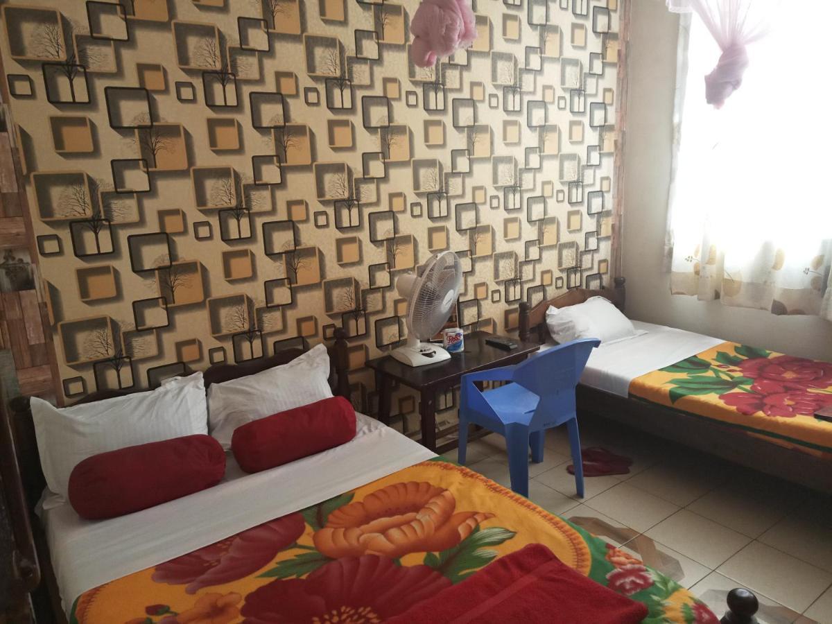 Mona Lisa Guest House, Кисуму Экстерьер фото