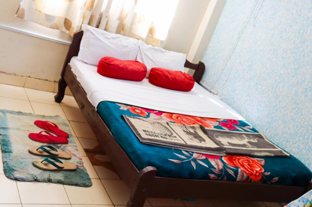 Mona Lisa Guest House, Кисуму Экстерьер фото