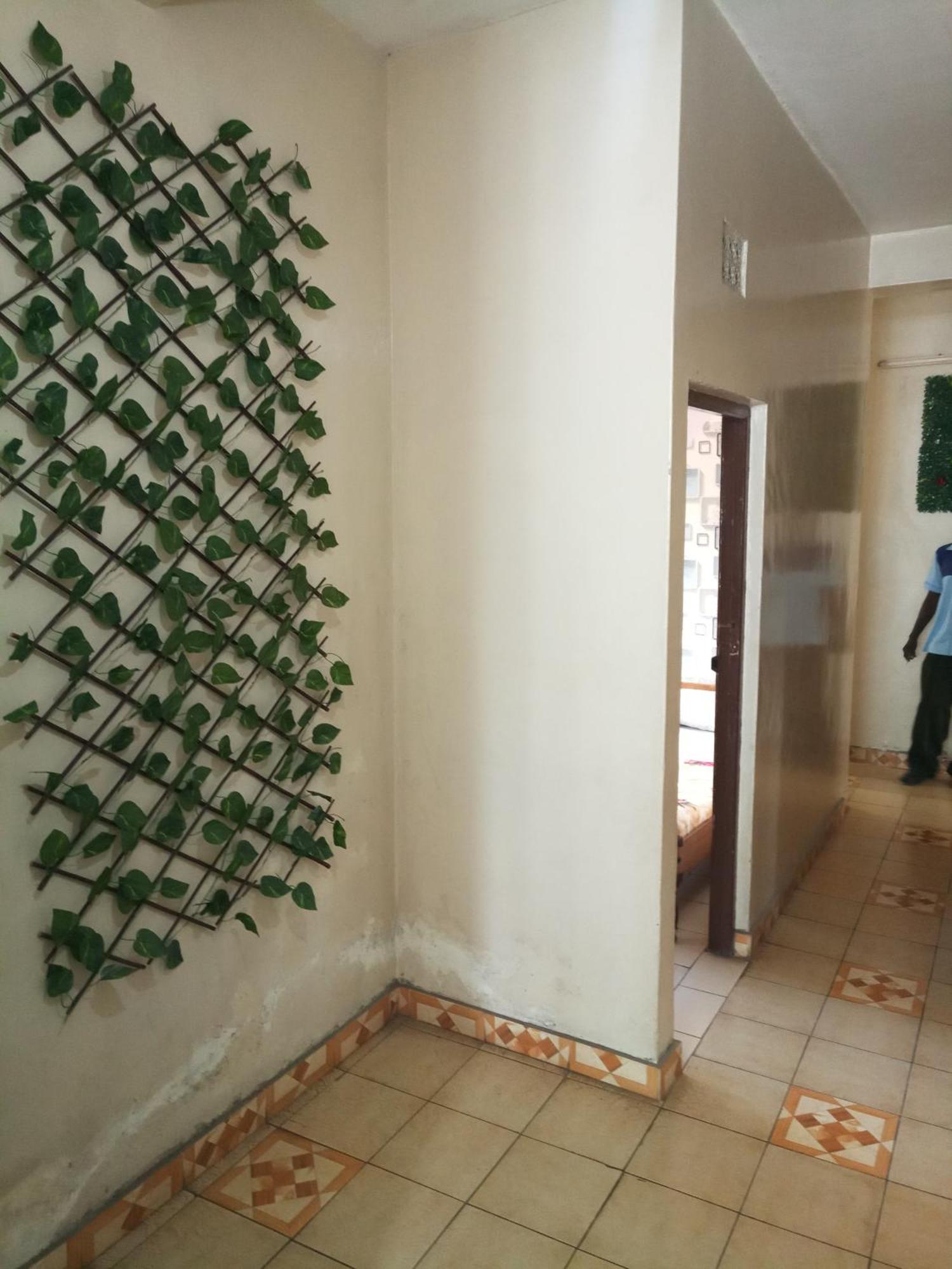 Mona Lisa Guest House, Кисуму Экстерьер фото