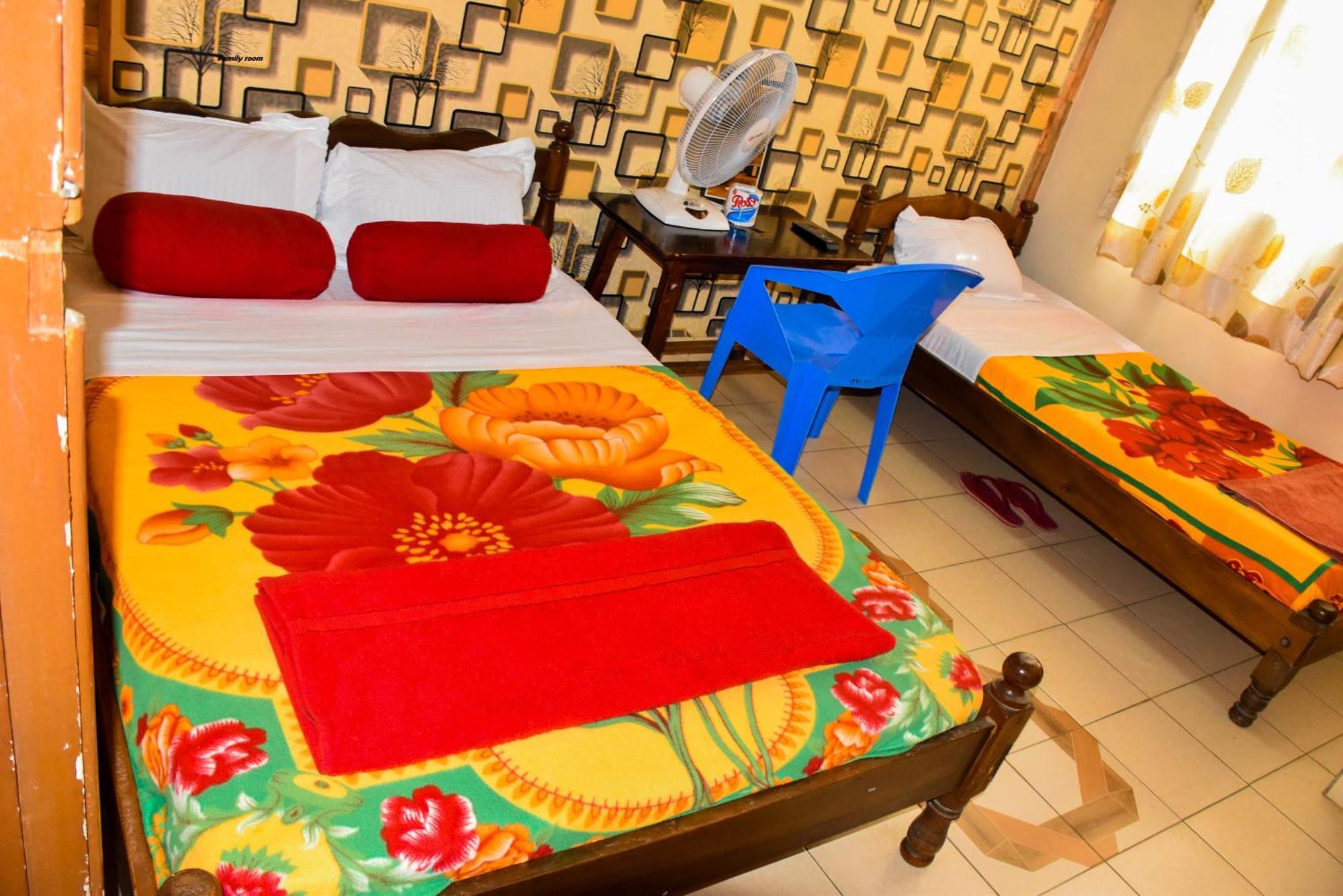 Mona Lisa Guest House, Кисуму Экстерьер фото